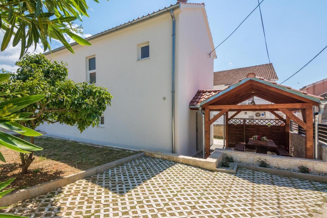 Apartamento Kuca Za Odmor "Roko" Bibinje Exterior foto