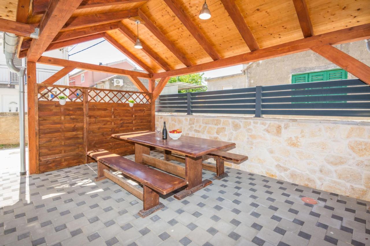 Apartamento Kuca Za Odmor "Roko" Bibinje Exterior foto